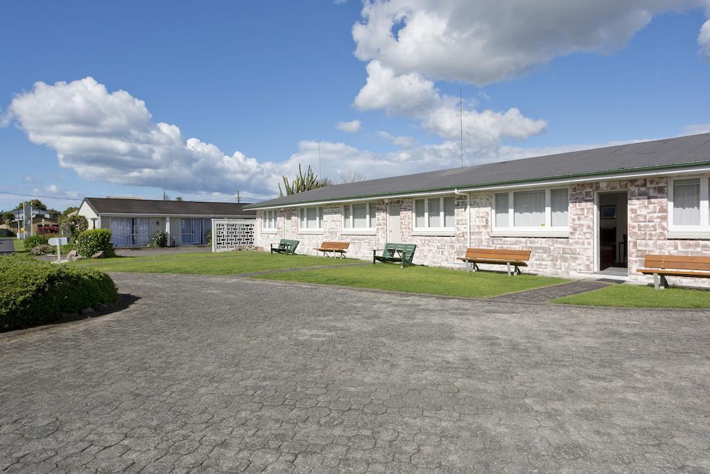 Garden Court Motel Tauranga Exterior photo