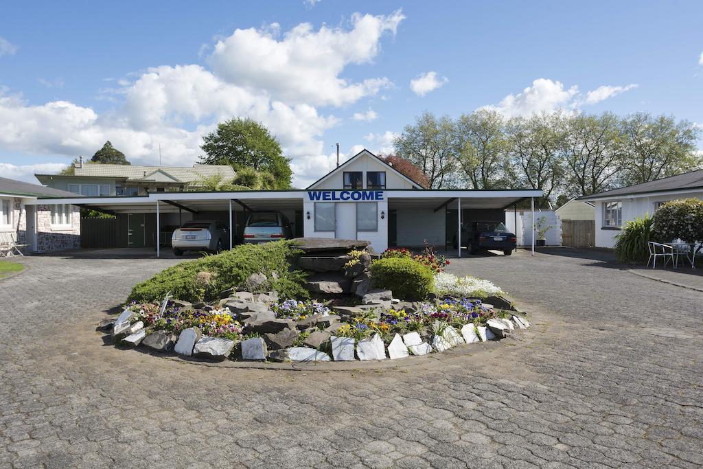 Garden Court Motel Tauranga Exterior photo