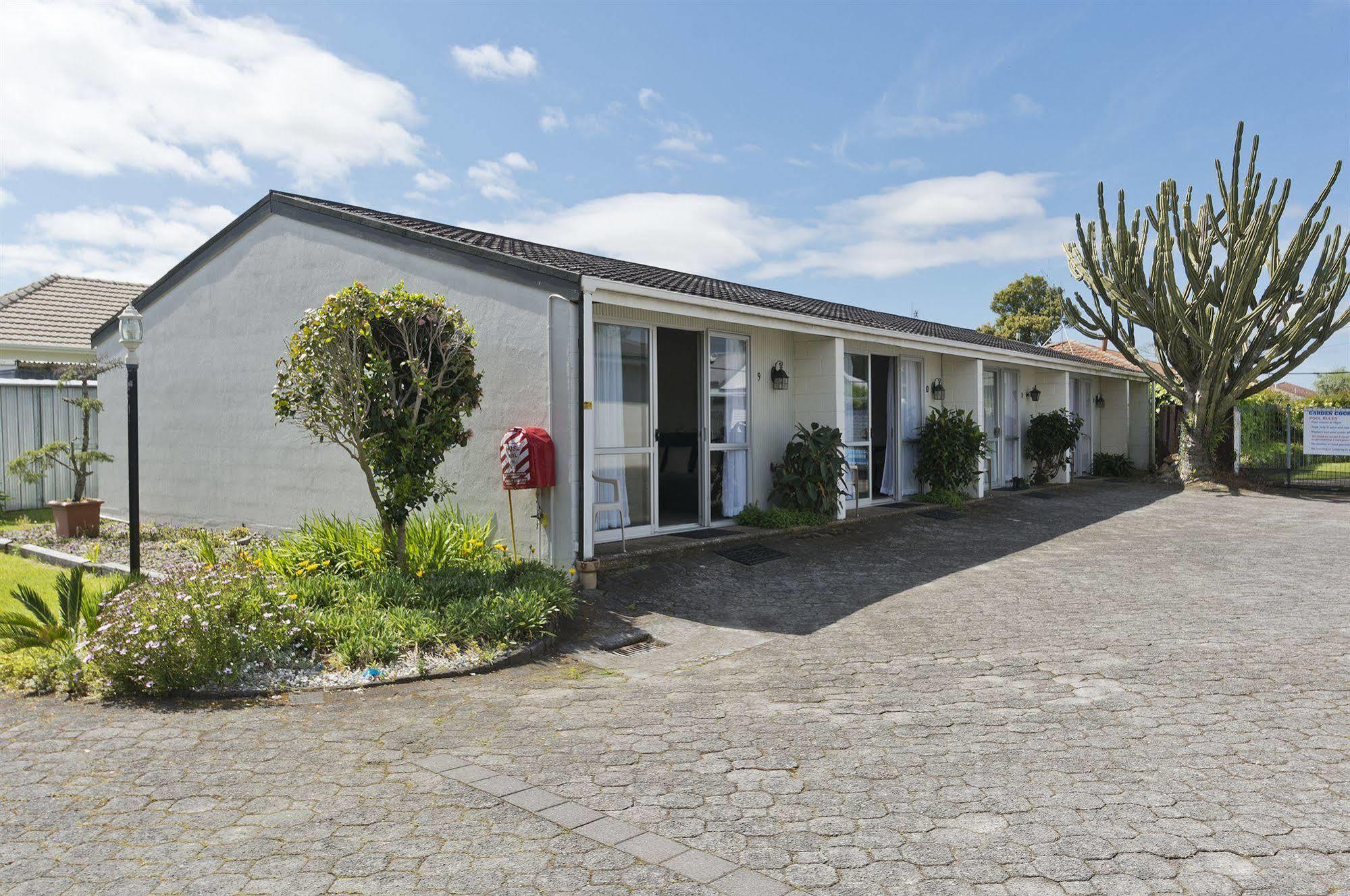 Garden Court Motel Tauranga Exterior photo