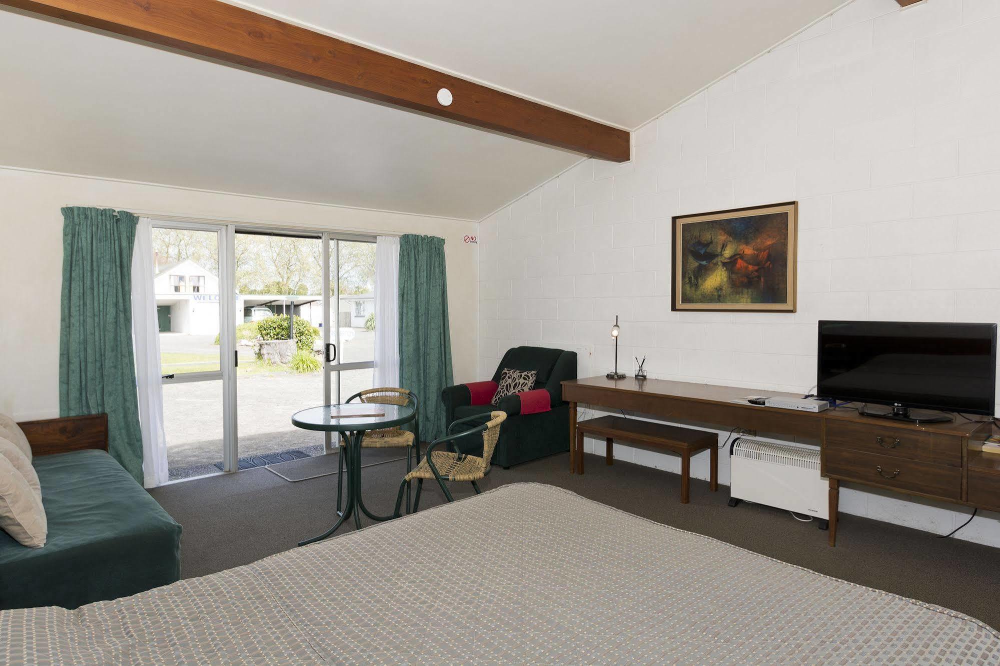 Garden Court Motel Tauranga Exterior photo